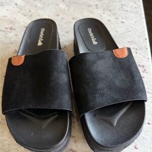 Black Slide Sandals with Tan Leather Tabs